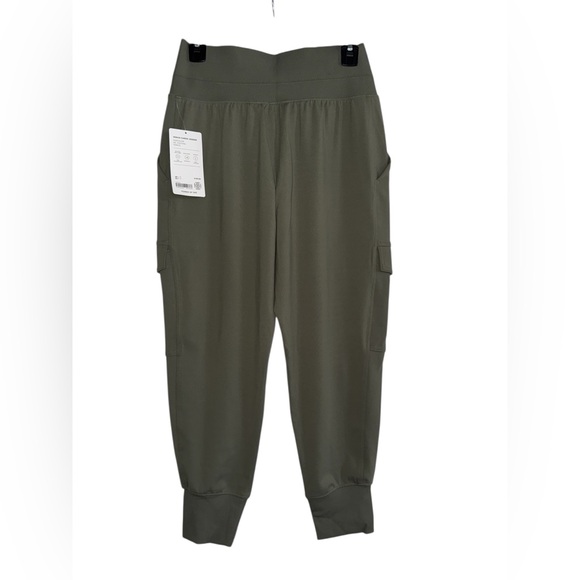 Athleta Venice High Rise Cargo Jogger - Small Petite Moss NWT *NEW* - Picture 6 of 8
